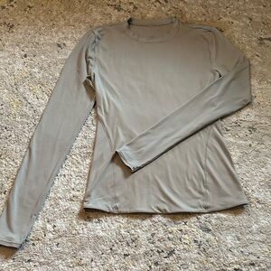 Lululemon Athletica Wunderlust Nulu Ultra-Soft Taupe Long Sleeve Crew neck Top